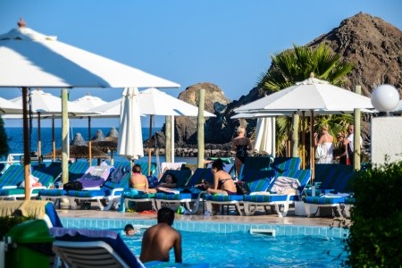 Sandy Beach Resort - 18