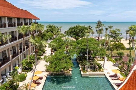 Thajsko Pattaya Dor-Shada Resort By The Sea 14 dňový pobyt Polpenzia Letecky Letisko: Praha November 2026 (25/11/26- 8/12/26)