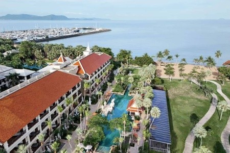 Thajsko Pattaya Dor-Shada Resort By The Sea 14 dňový pobyt Polpenzia Letecky Letisko: Praha November 2026 (25/11/26- 8/12/26)