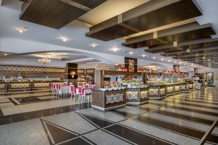 Doganay Beach Club - 40