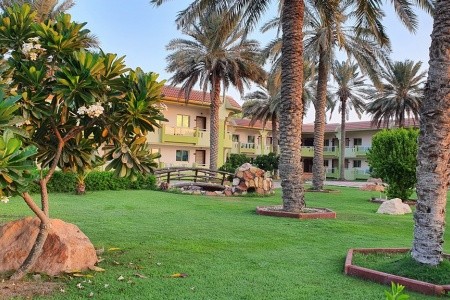 Flamingo Beach Resort - 15