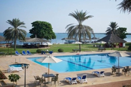 Flamingo Beach Resort - 31