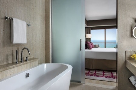 Spojené arabské emiráty Ajman Fairmont Ajman 6 dňový pobyt All Inclusive Letecky Letisko: Praha June 2026 ( 6/06/26-11/06/26)