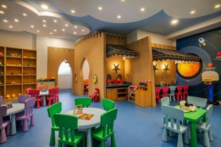 Sheraton Sharjah Beach Resort - 36