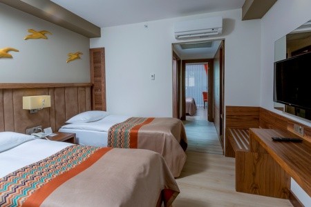 Side Royal Palace - 15