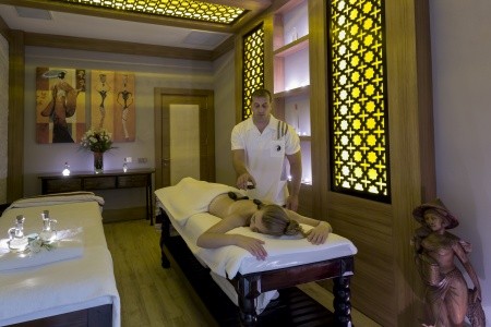 Side Royal Palace - 50