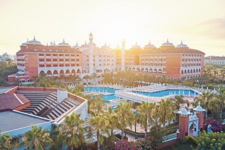 Royal Taj Mahal - 16