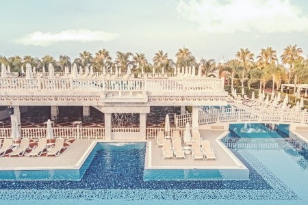 Royal Taj Mahal - 29