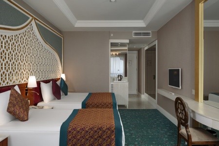 Royal Taj Mahal - 53