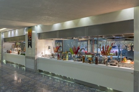 Royal Taj Mahal - 75