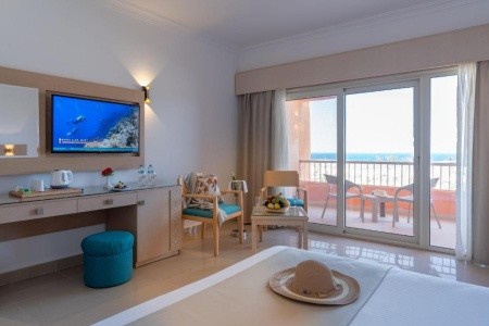 The Three Corners Happy Life - 9