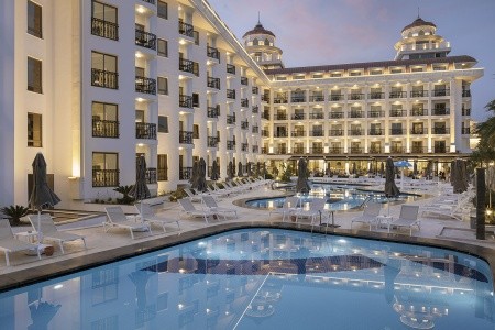 Blue Marlin Deluxe Spa & Resort - 3