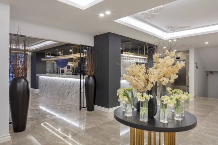 Blue Marlin Deluxe Spa & Resort - 4