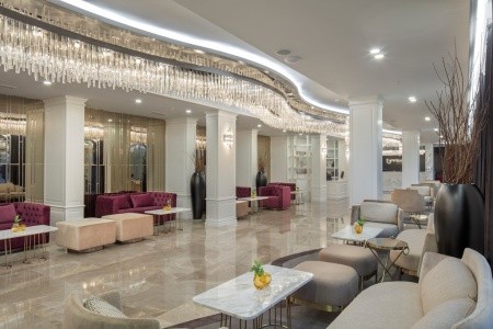 Blue Marlin Deluxe Spa & Resort - 8