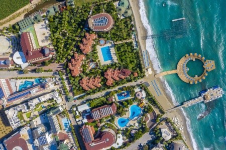 Blue Marlin Deluxe Spa & Resort - 10