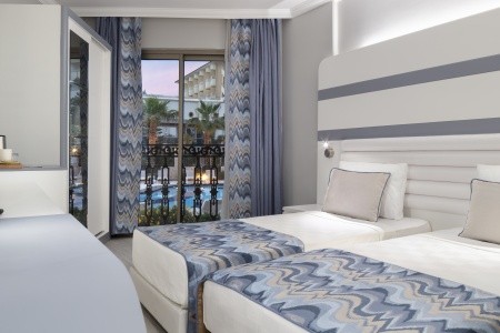 Blue Marlin Deluxe Spa & Resort - 22