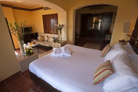 Tamra Beach Resort - 5