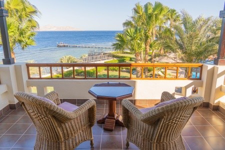 Tamra Beach Resort - 9