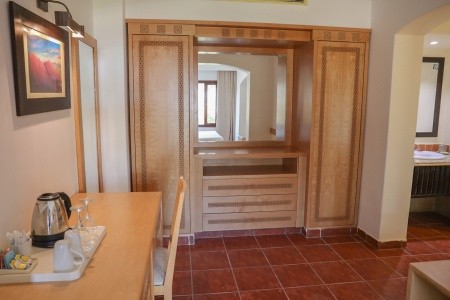 Tamra Beach Resort - 19