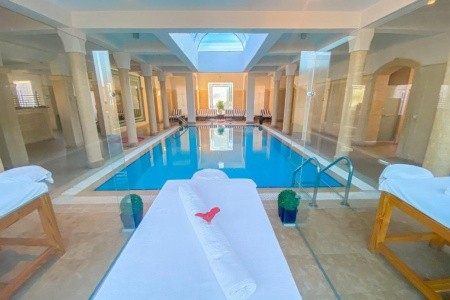 Tamra Beach Resort - 49