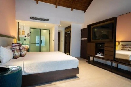 Tropical Deluxe Princess - 9