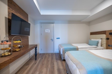 Side Moon Palace - 40