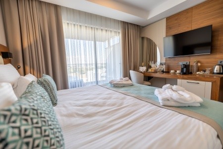 Side Moon Palace - 45