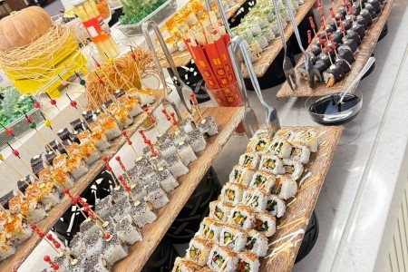 Side Moon Palace - 72