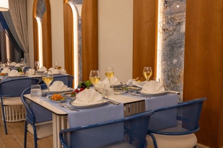 Side Moon Palace - 81