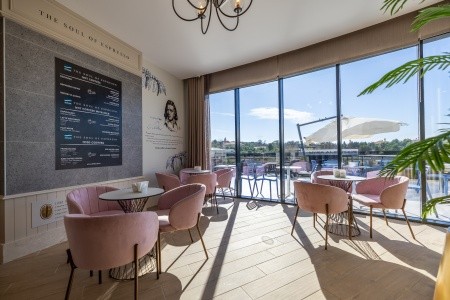 Side Moon Palace - 88