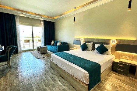 Sirena Beach Resort & Spa - 7