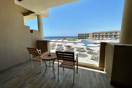 Sirena Beach Resort & Spa - 10