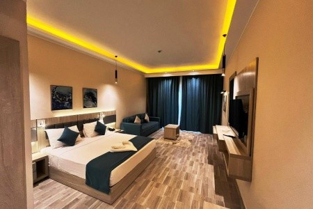 Sirena Beach Resort & Spa - 12