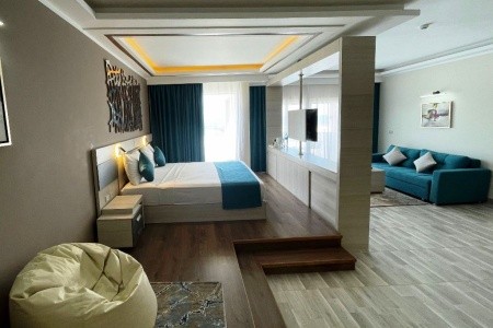 Sirena Beach Resort & Spa - 16