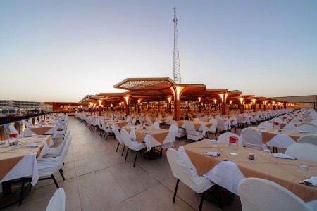 Sirena Beach Resort & Spa - 17