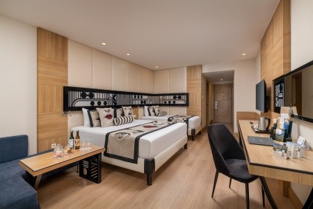 Delphin Imperial - 27