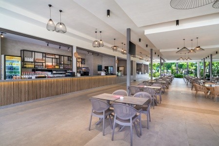 Delphin Imperial - 37