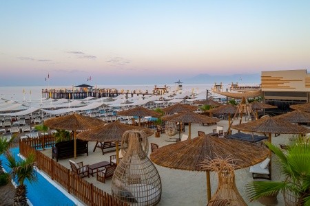 Delphin Imperial - 60