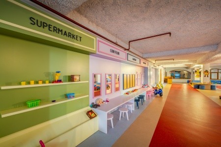 Delphin Imperial - 66