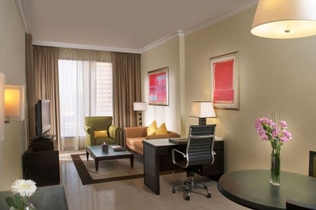 Hotel Two Seasons Hotel & Apartments