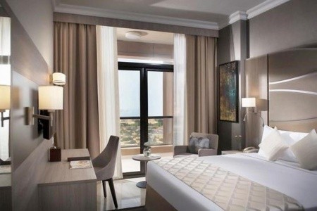 Hotel Two Seasons Hotel & Apartments