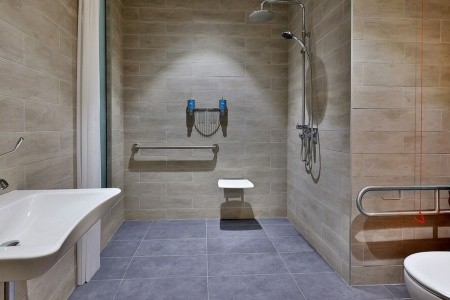 Aloft Al Mina, Dubai - 11