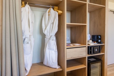 Abora Buenaventura - 22