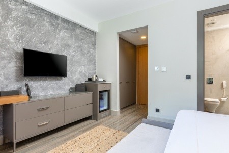 Unique Lifestyle Hotel - 86