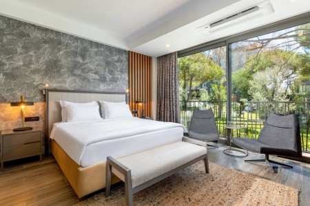 Unique Lifestyle Hotel - 89