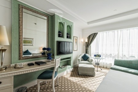 Spojené arabské emiráty Dubaj Al Habtoor Grand Resort, Autograph Collection 12 dňový pobyt Polpenzia Letecky Letisko: Praha August 2026 (29/08/26- 9/09/26)