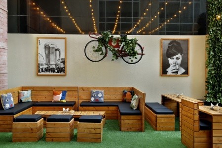 Spojené arabské emiráty Dubaj Al Habtoor Grand Resort, Autograph Collection 12 dňový pobyt Polpenzia Letecky Letisko: Praha August 2026 (29/08/26- 9/09/26)