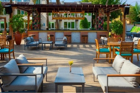 Spojené arabské emiráty Dubaj Al Habtoor Grand Resort, Autograph Collection 12 dňový pobyt Polpenzia Letecky Letisko: Praha August 2026 (29/08/26- 9/09/26)