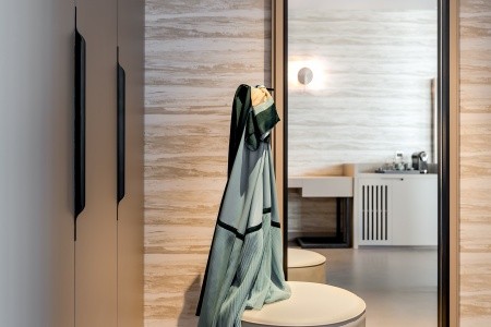 Hyatt Centric Jumeirah Dubai - 14