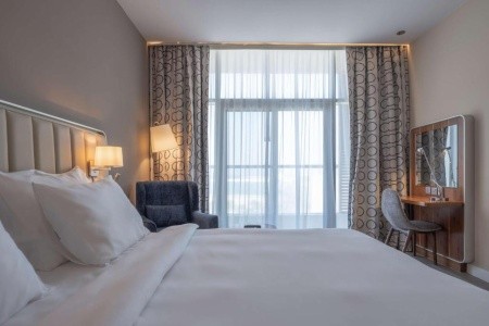 Spojené arabské emiráty Ras Al Khaimah Radisson Resort Ras Al Khaimah Marjan Island 5 dňový pobyt Polpenzia Letecky Letisko: Praha September 2026 ( 5/09/26- 9/09/26)